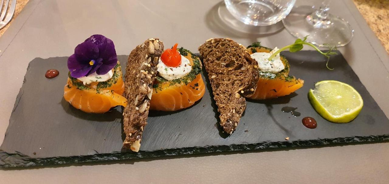 Grand Hotel De La Vallee Cheylade 외부 사진